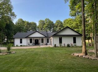 37455 92nd Ave, Lawton, MI 49065