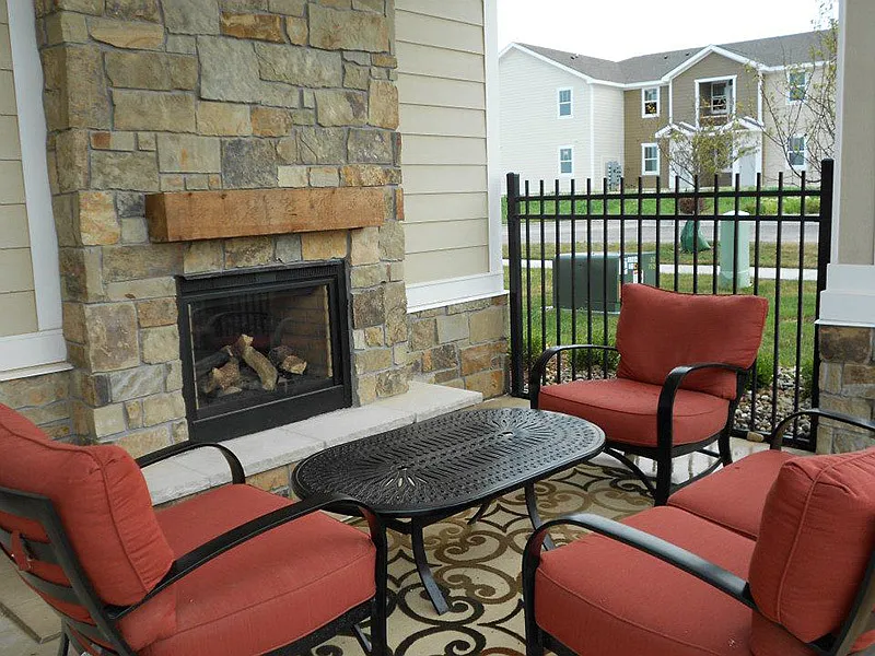 Springs at Bettendorf Apartments — Photo 2
