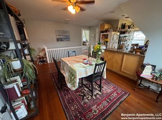 29 Coolidge Hill Rd #4, Watertown, MA 02472