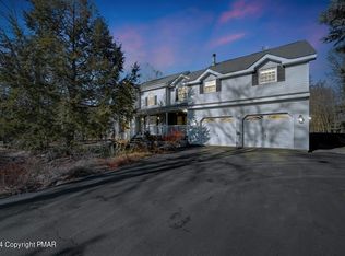 5155 Hounds Ear Rd, Tobyhanna, PA 18466