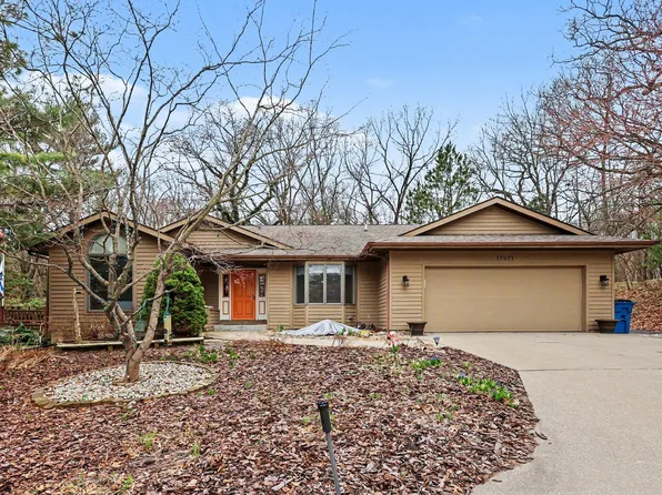 17871 N Fruitport Rd, Spring Lake, MI 49456