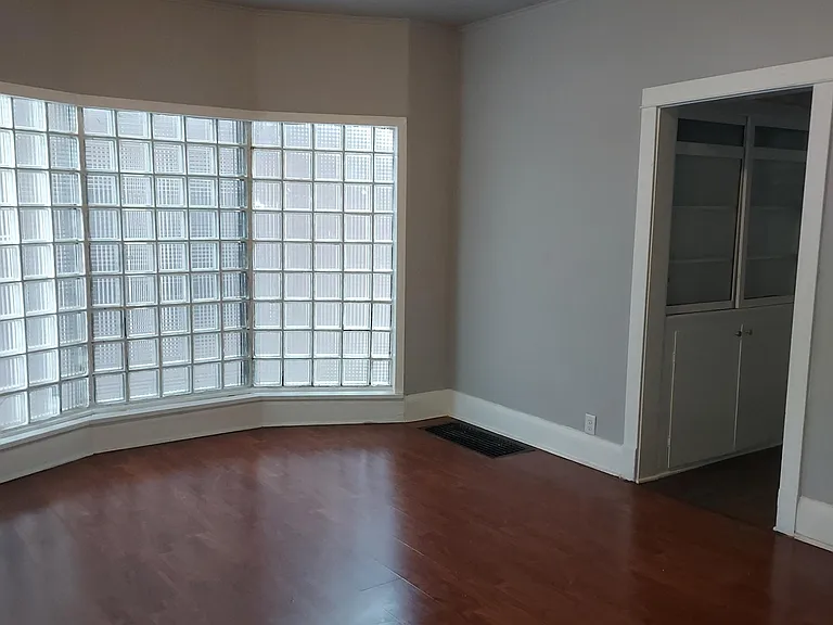 329 Marshall St #1 — Photo 3