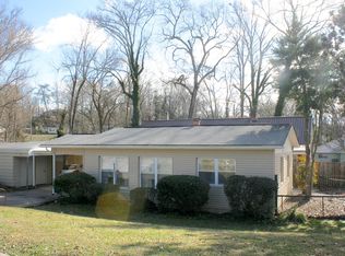 126 Parsons Rd, Oak Ridge, TN 37830