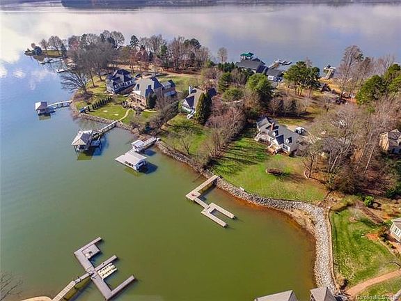 5th image of 109 Courtney Ln