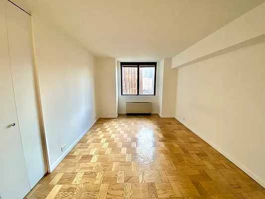 Rented by Corcoran | media 28