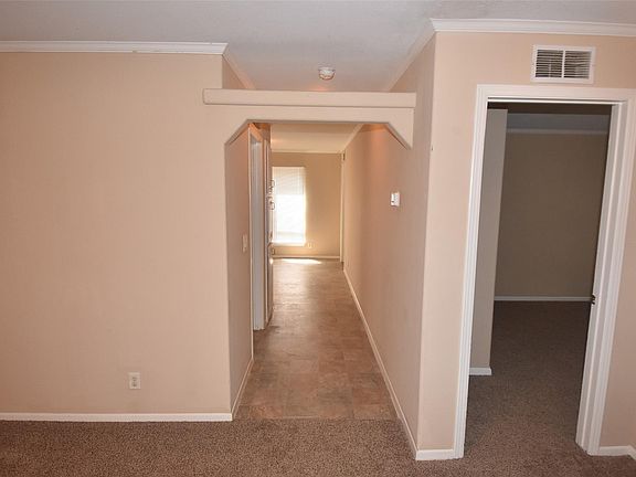 5th image of 10015 Summerberry Ln