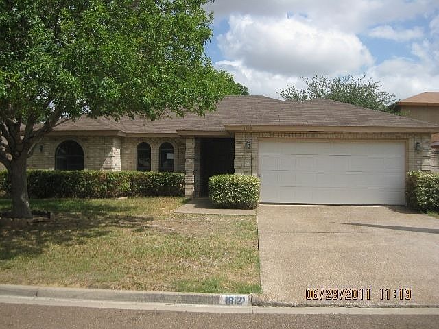 1st image of 1812 Woodland Dr