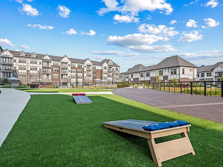 Legacy Rochester Hills Apartments — Photo 80