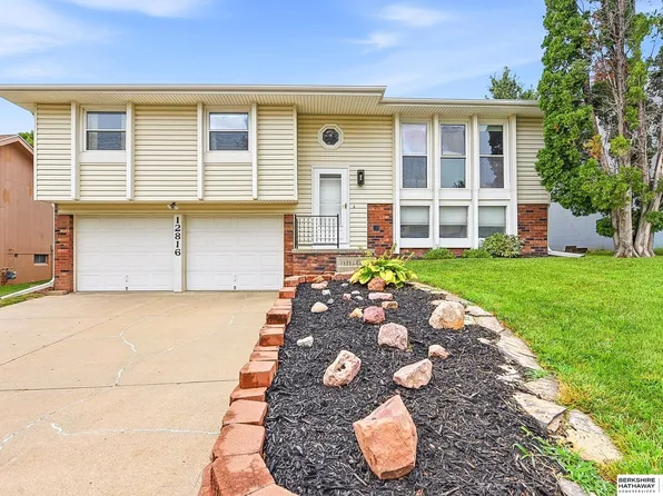 12816 Olive St, Omaha, NE 68138