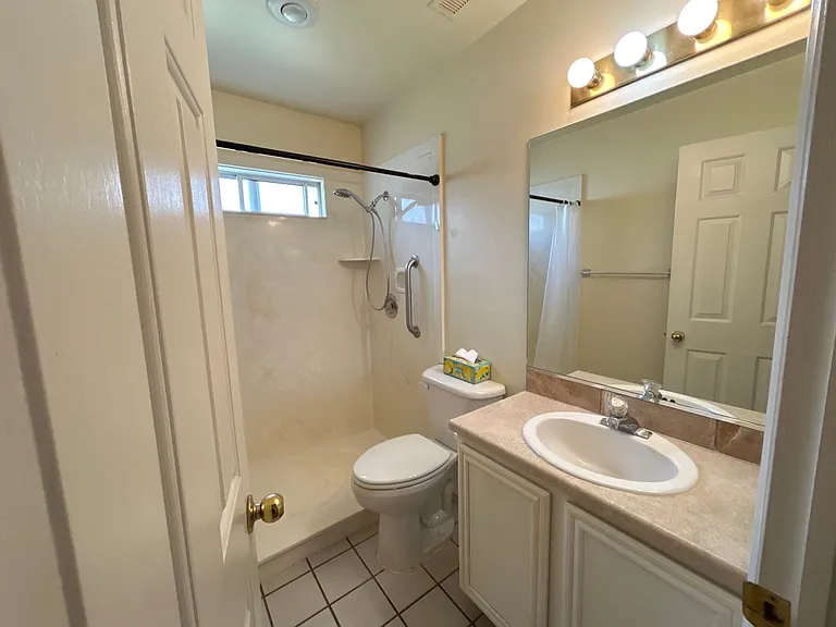 581 S 225 W — Photo 7