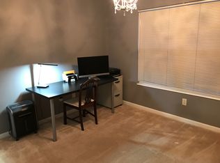 557 Riversbreeze Dr, Ludlow, KY 41016