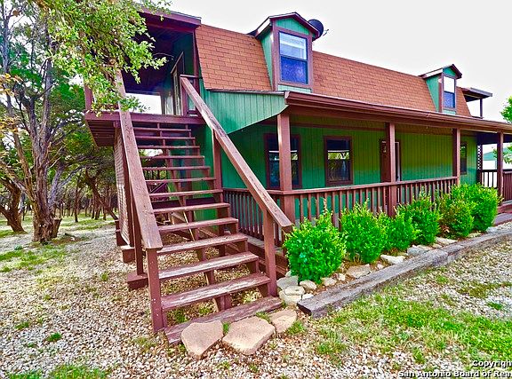 4th image of 3535 Forest Trail Dr