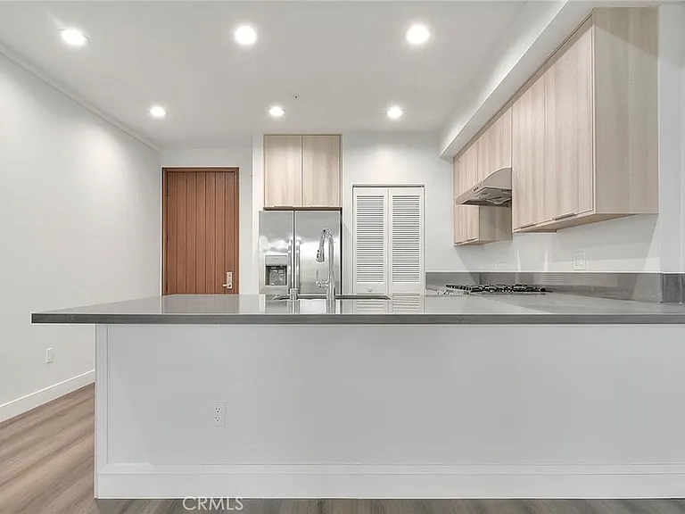 501 W Foothill Blvd #104 — Photo 8