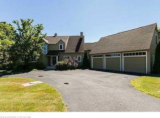 21 Turnberry Dr, Cumberland, ME 04021