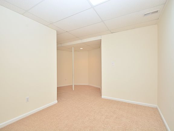 4th image of 2200 Erin Way