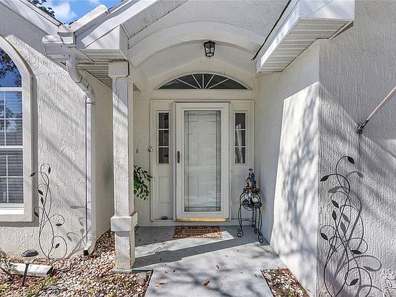 3rd image of 8319 SW 108th Loop