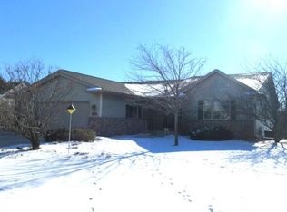 1619 Sandstone LANE, Howards Grove, WI 53083
