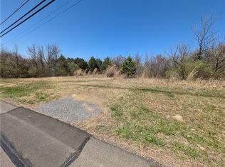 0 Phillips Ln, Mc Kees Rocks, PA 15136