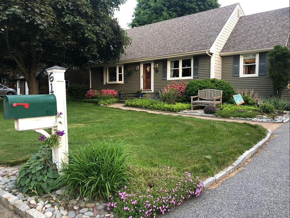 2nd image of 61 Mohawk Dr