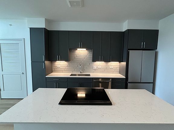 4th image of 23301 E Dry Creek Cir #4-310