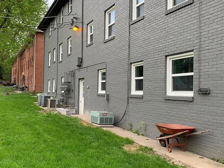 6020 Birch St #6 — Photo 11