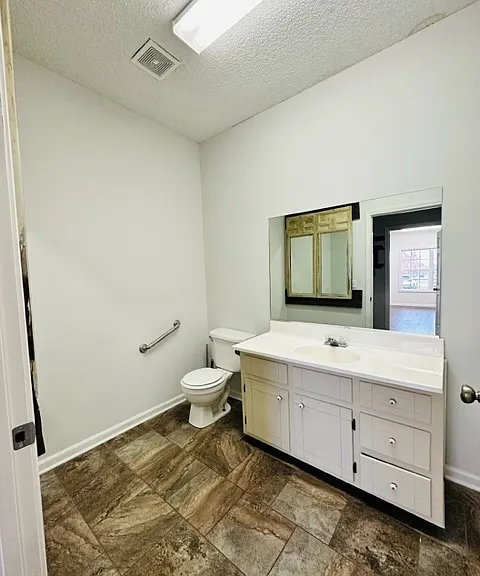 2729 E Nettleton Ave #E — Photo 23