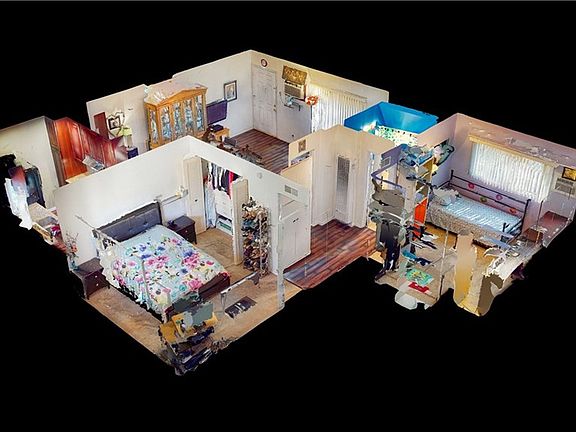 2nd image of 22030 Calvert St APT 3