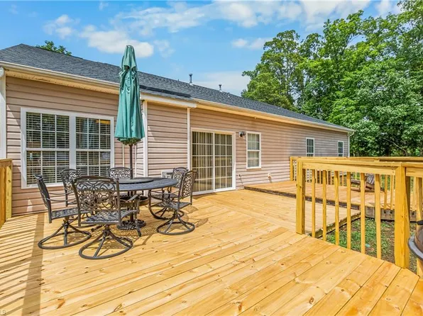 4323 Karley Ct, Winston Salem, NC 27106