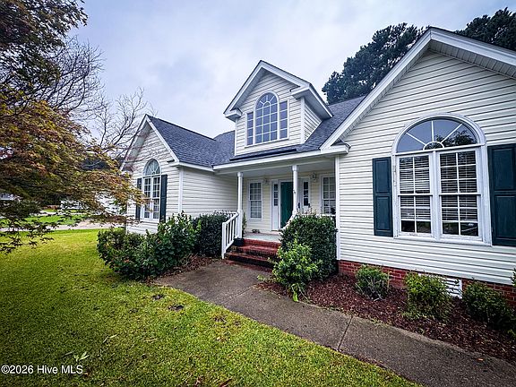 4th image of 3609 Fulton Place NW