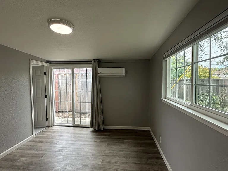 4717 Beechwood Ave — Photo 14