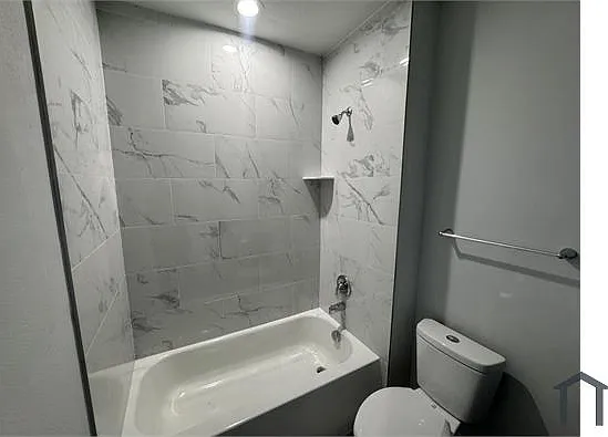 6934 Dickinson Dr #6934 — Photo 10