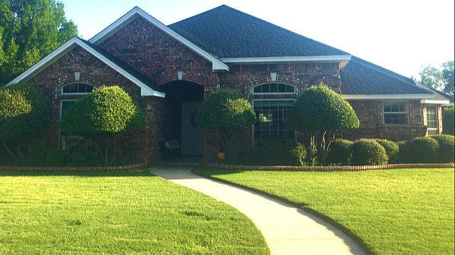 1st image of 1622 Tanglewood Dr