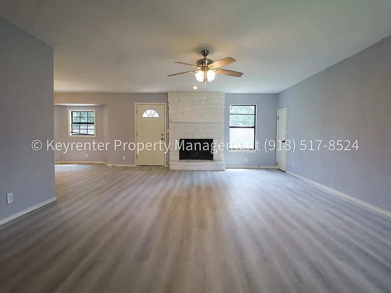 1609 S Chestnut Ave — Photo 9
