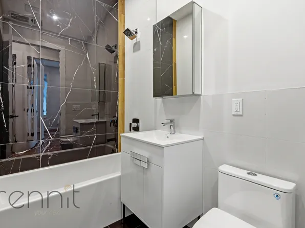 265 Malcolm X Boulevard image 11 of 27