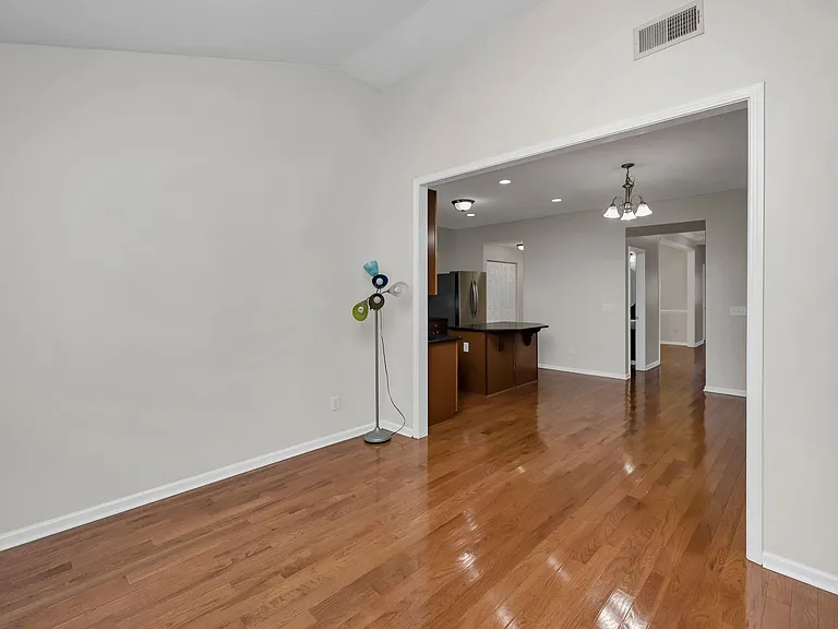 201 Hammock Dr — Photo 17