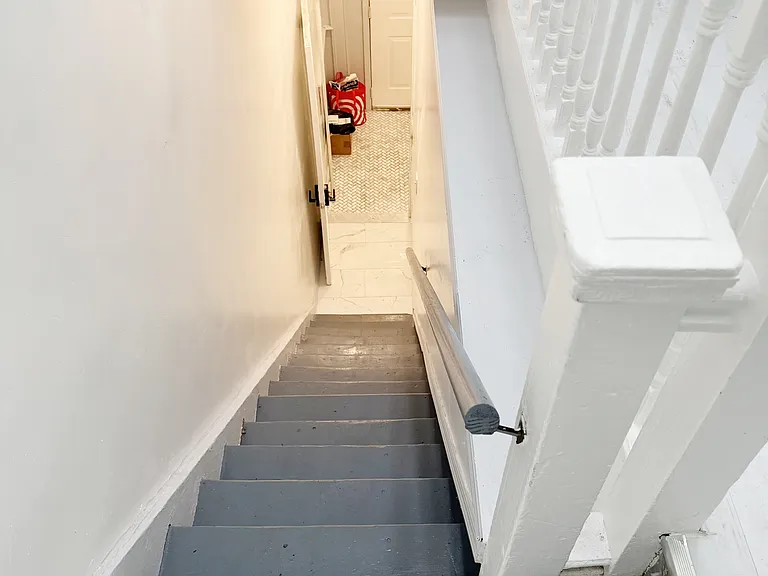 535 E 29th St #2-1 — Photo 6