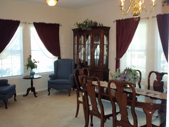 3rd image of 7106 Grape Arbor Dr