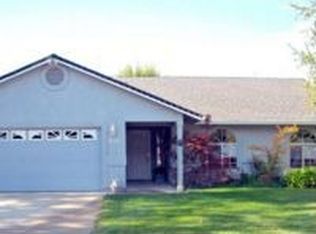 612 Olympic St, Redding, CA 96003