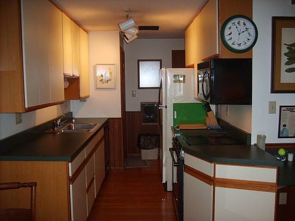 3rd image of 37 Snowshoe Dr #37