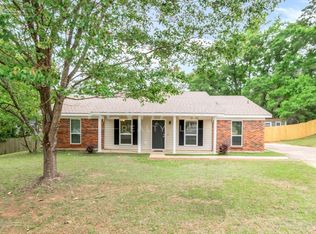 1724 Rustic Wood Ct, Mobile, AL 36609