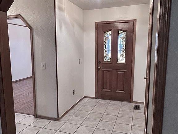 5th image of 1301 Sylvan Sand Ave