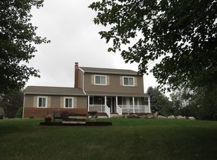 2600 Sun Terrace Dr, Hartland, MI