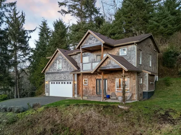 5135 Sunbow Dr, Neskowin, OR 97149