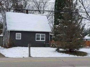 W293N5564 Merton Ave, Hartland, WI 53029