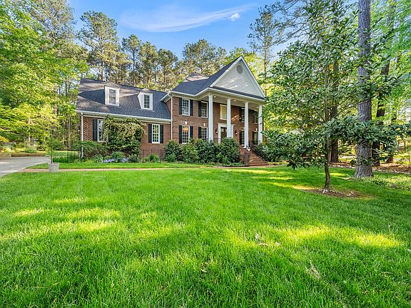 3rd image of 104 Arcadia Ln