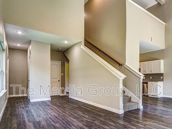 4th image of 1110 Woburn Dr