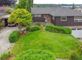 3012 Sunset Dr W, University Place, WA 98466
