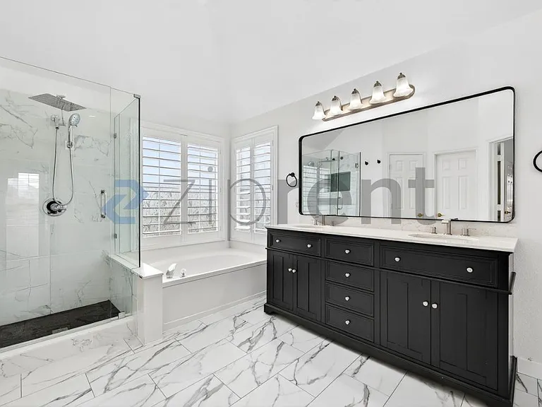 10604 Ambergate Ln — Photo 32