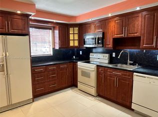 5469 NW 170th Ter #5469, Opa Locka, FL 33055