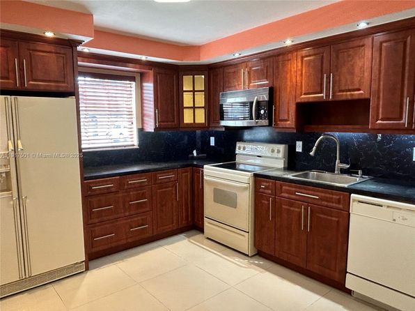 5469 NW 170th Ter #5469